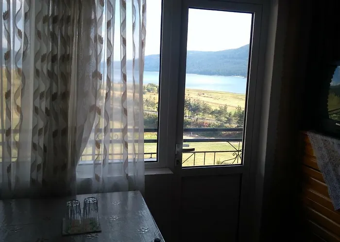 айрови ゲストハウス *